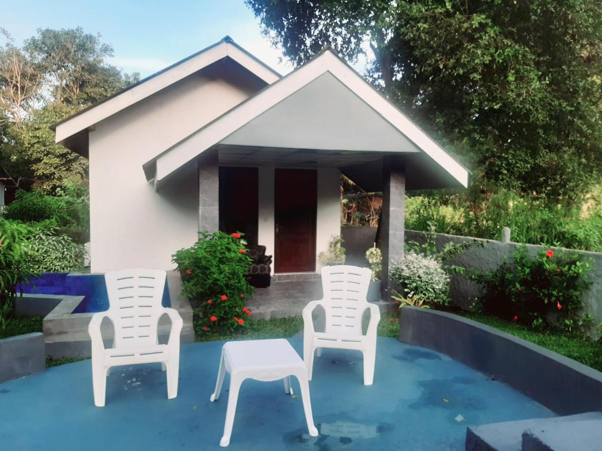 Hidden Lake Cottages Sigiriya Exterior photo
