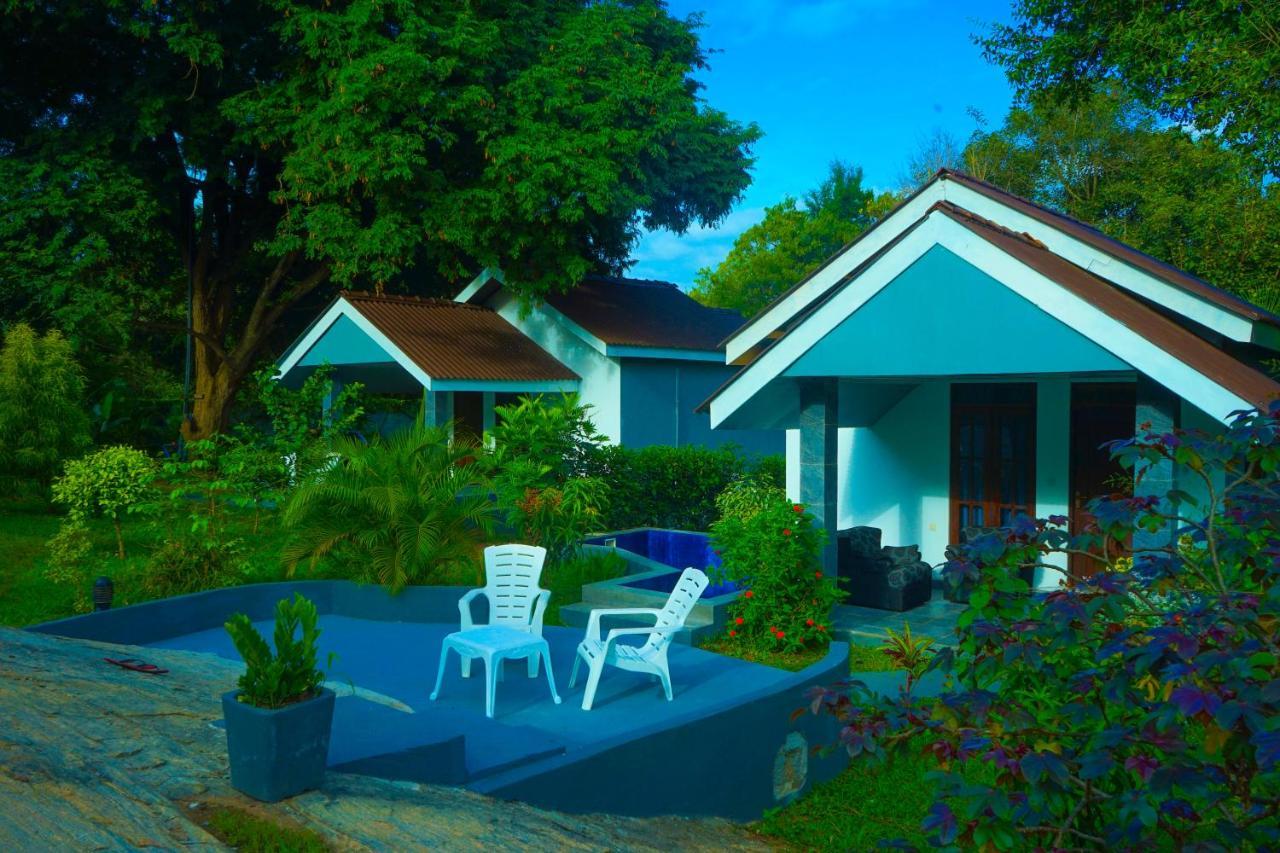 Hidden Lake Cottages Sigiriya Exterior photo